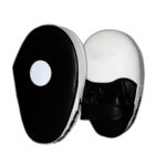 White & Black Focus Pad - Image 3